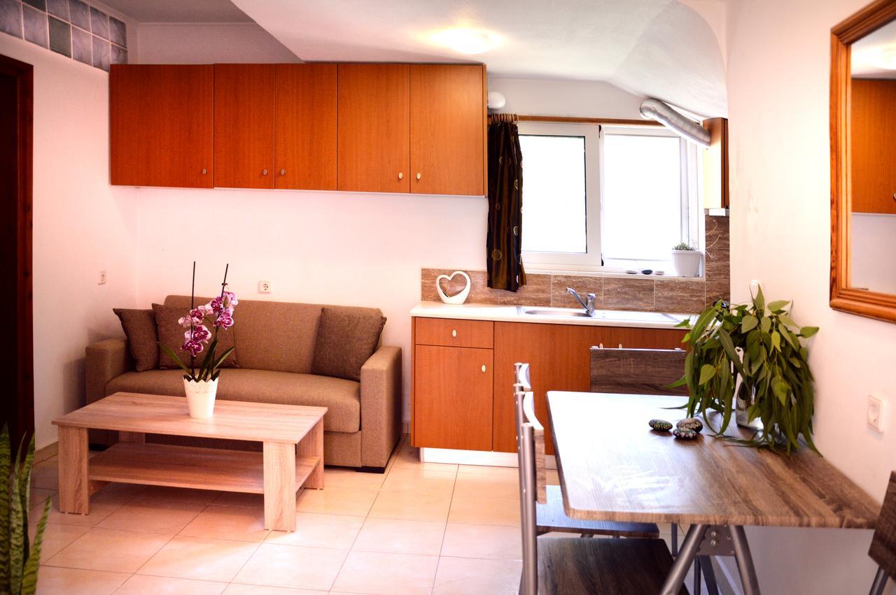Sky-line Apartment